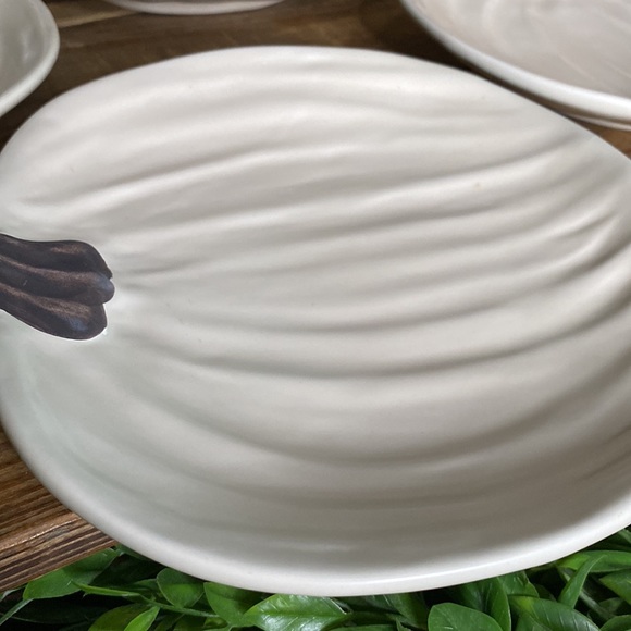 Pottery Barn Harvest Pumpkin Shaped Plates by Designer Barbara Eigern -Set of 4 - Picture 10 of 16